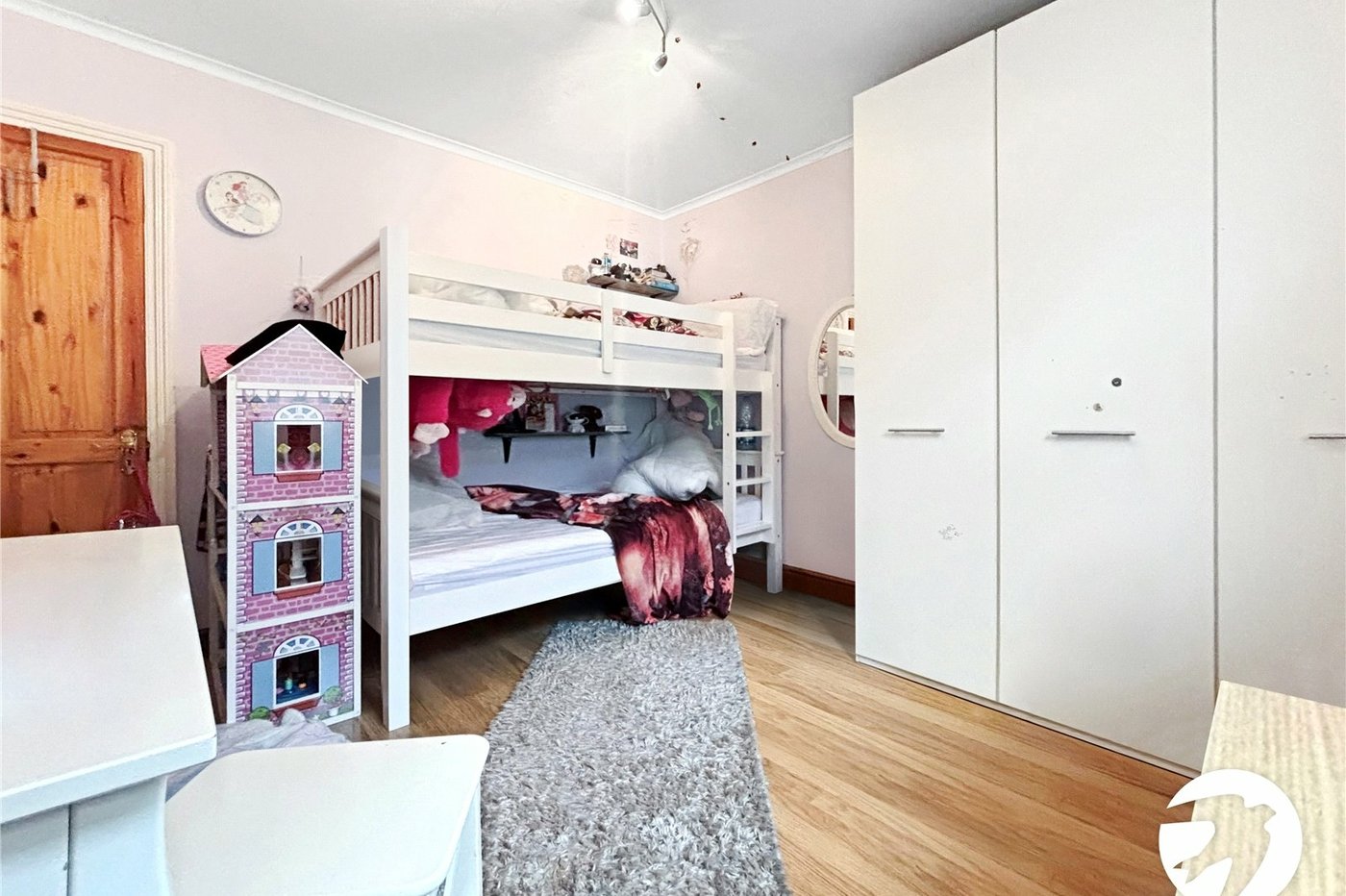 2 bedroom house to rent in Dartford | Robinson Jackson