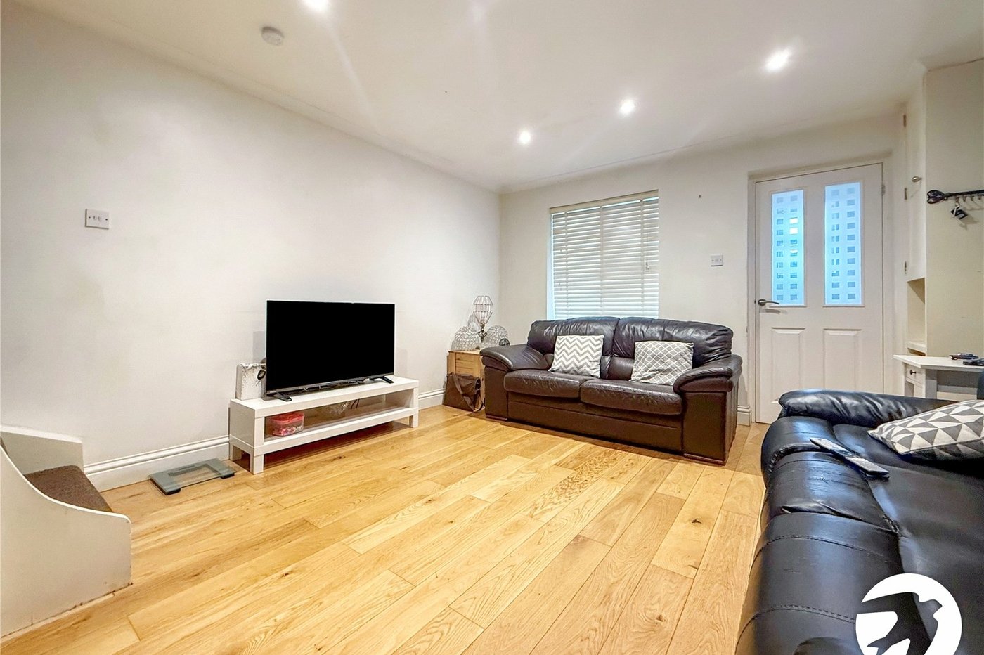 4 bedroom house to rent in Downswood | Robinson Michael & Jackson