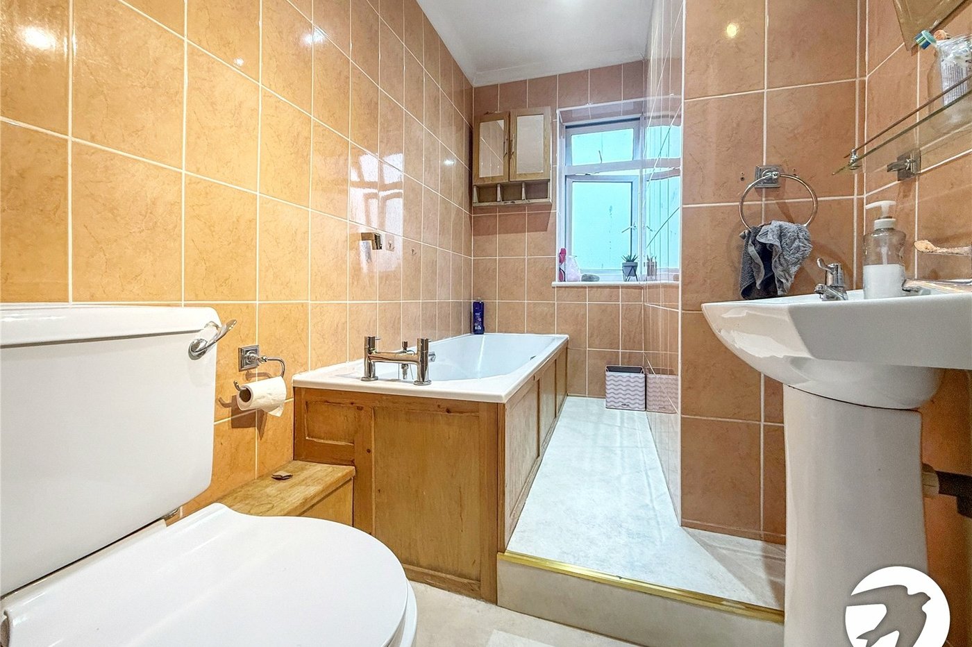 4 bedroom house to rent in Downswood | Robinson Michael & Jackson