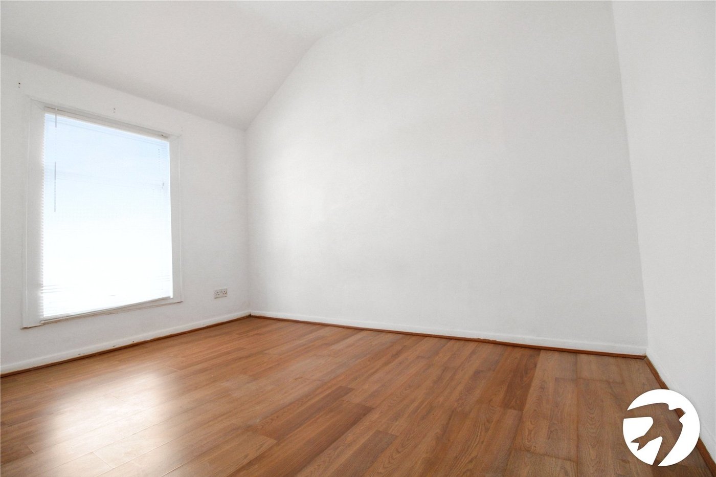 2 bedroom house to rent in Northfleet | Robinson Michael & Jackson