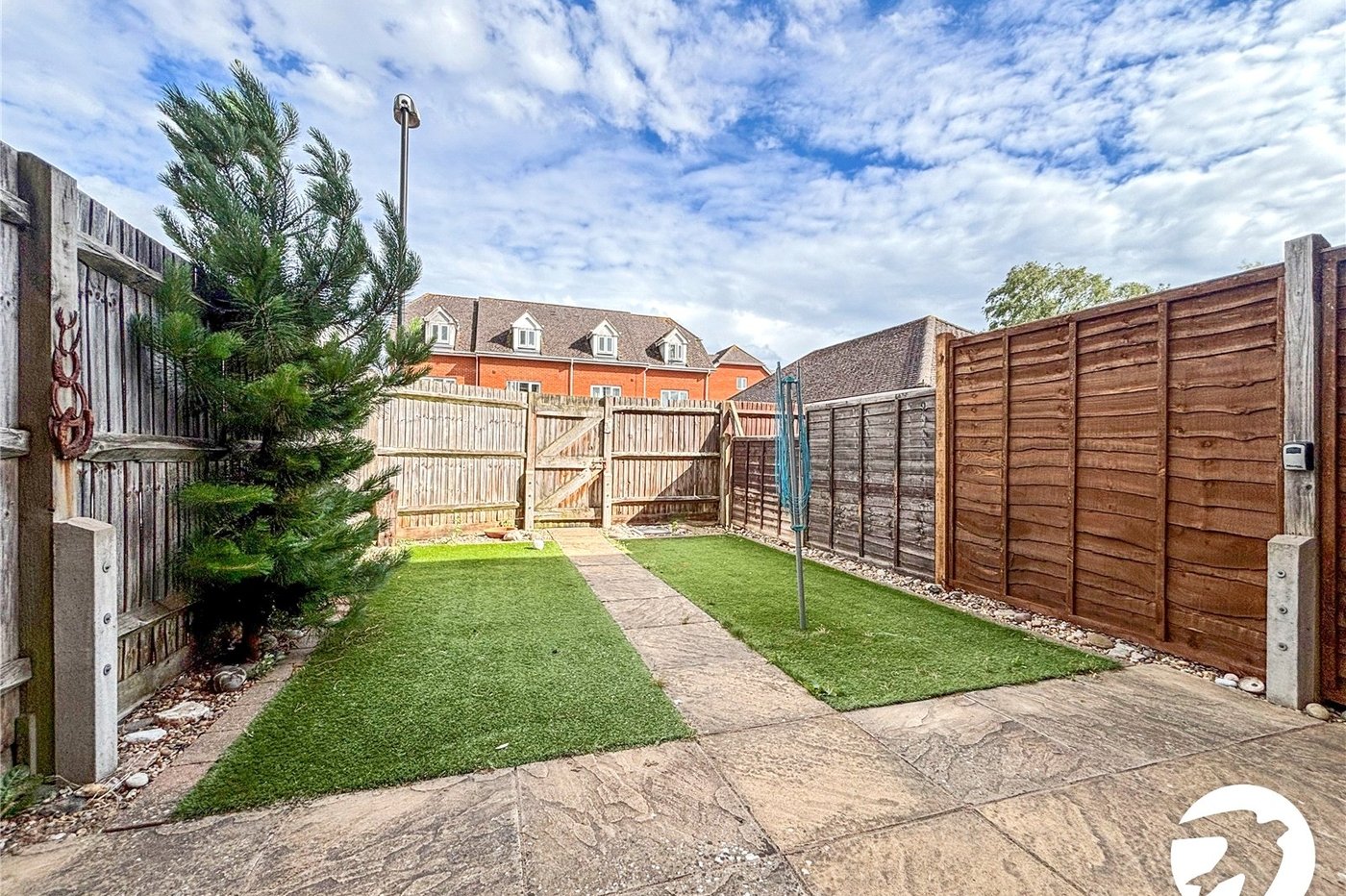 4 bedroom property to rent in Larkfield | Robinson Michael & Jackson