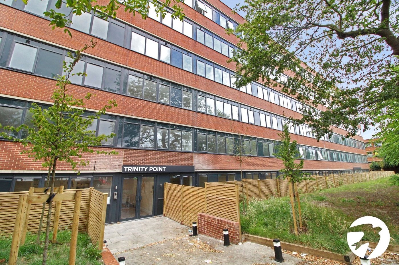 2 bedroom property to rent in Gravesend | Robinson Michael & Jackson