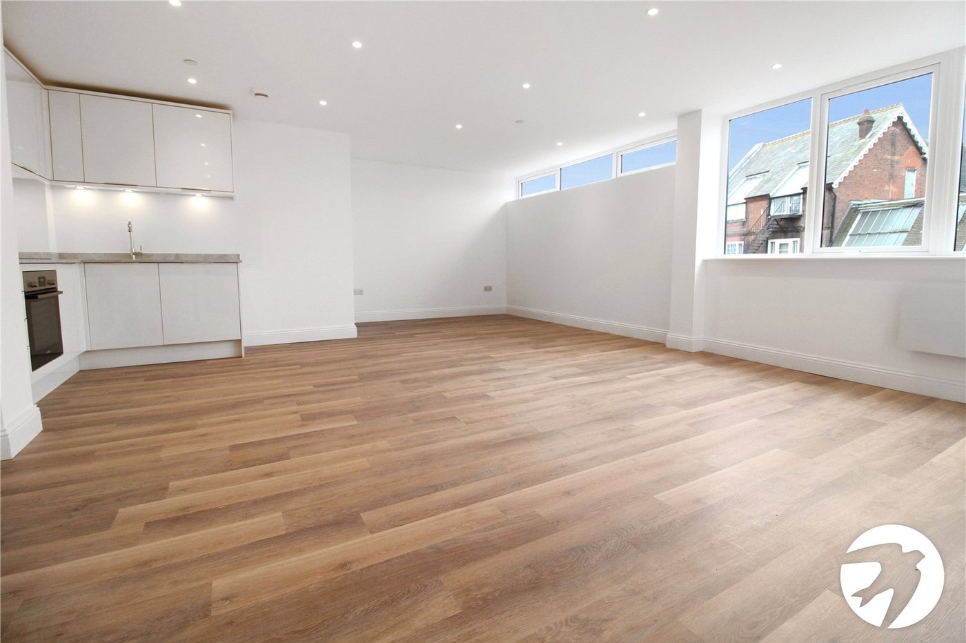 2 bedroom property to rent in Gravesend | Robinson Michael & Jackson