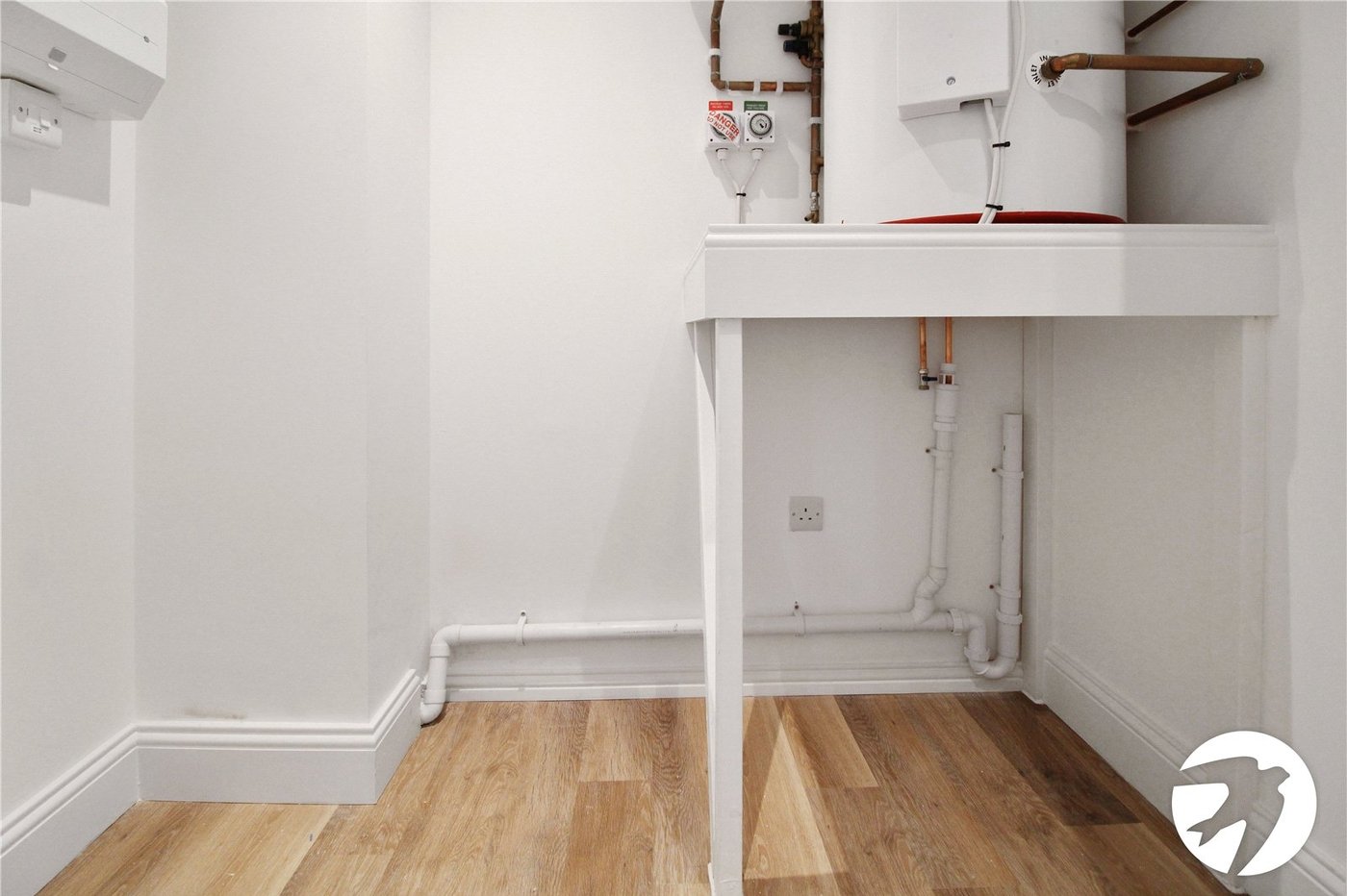 2 bedroom property to rent in Gravesend | Robinson Michael & Jackson