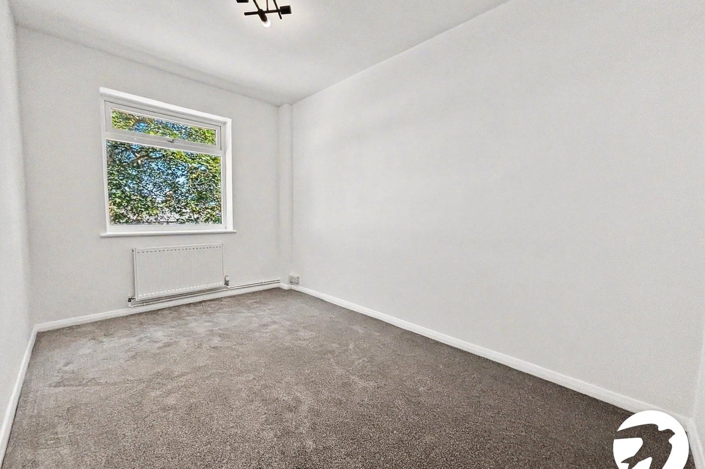 2 bedroom property to rent in Dartford | Robinson Jackson