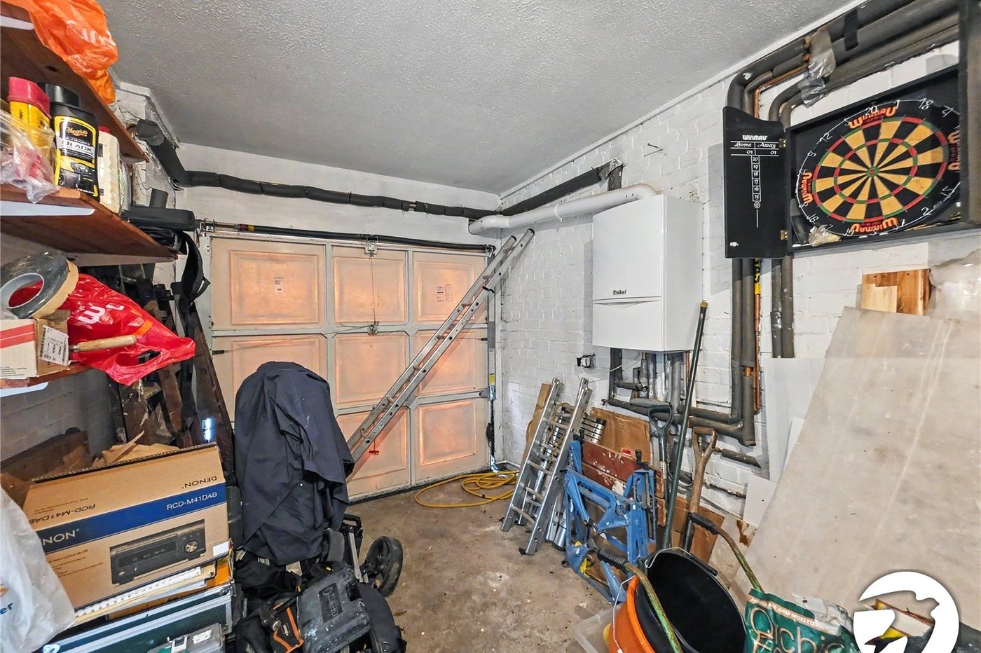 4 bedroom property to rent in London | Robinson Jackson