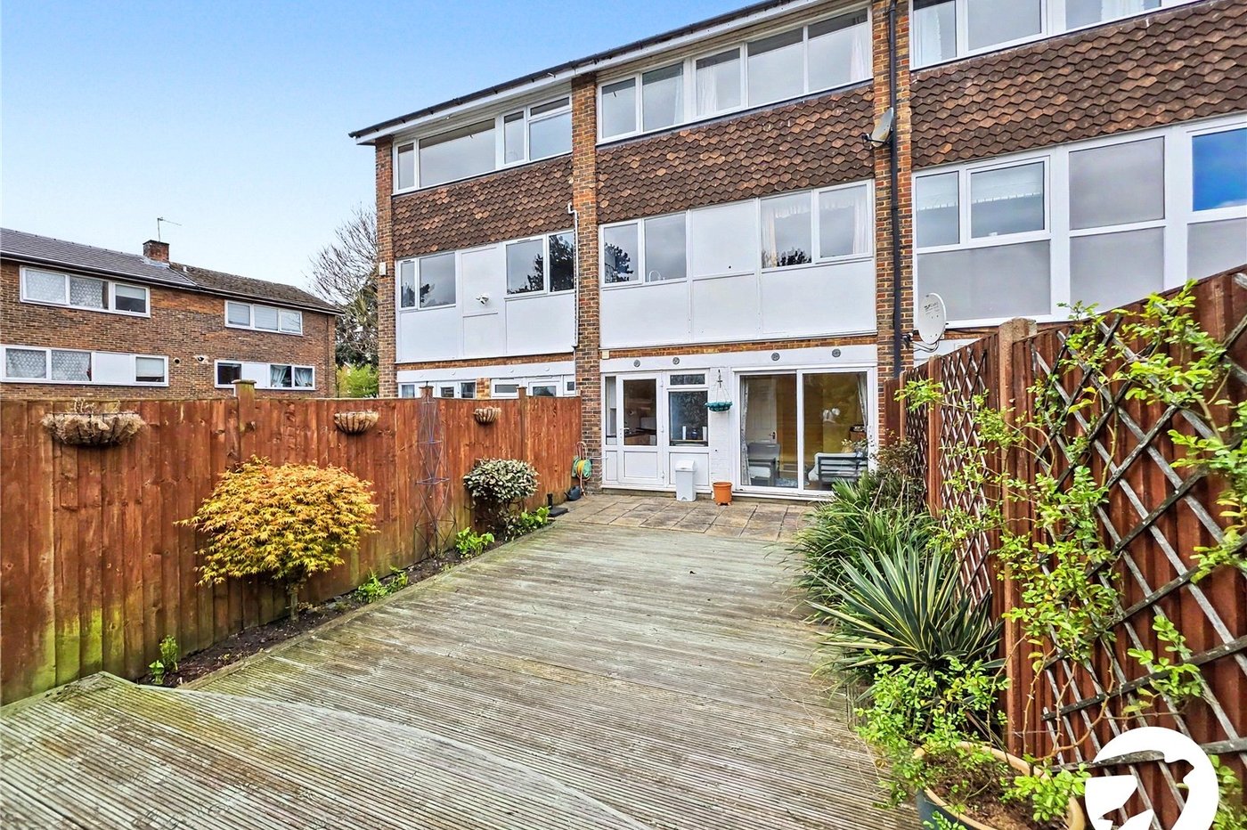 4 bedroom property to rent in London | Robinson Jackson