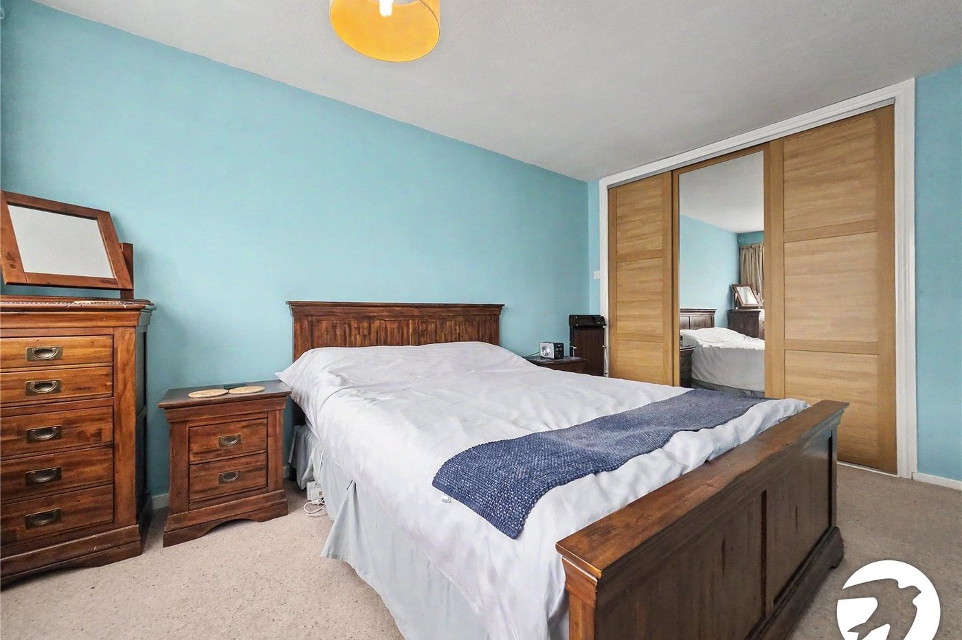 4 bedroom property to rent in London | Robinson Jackson