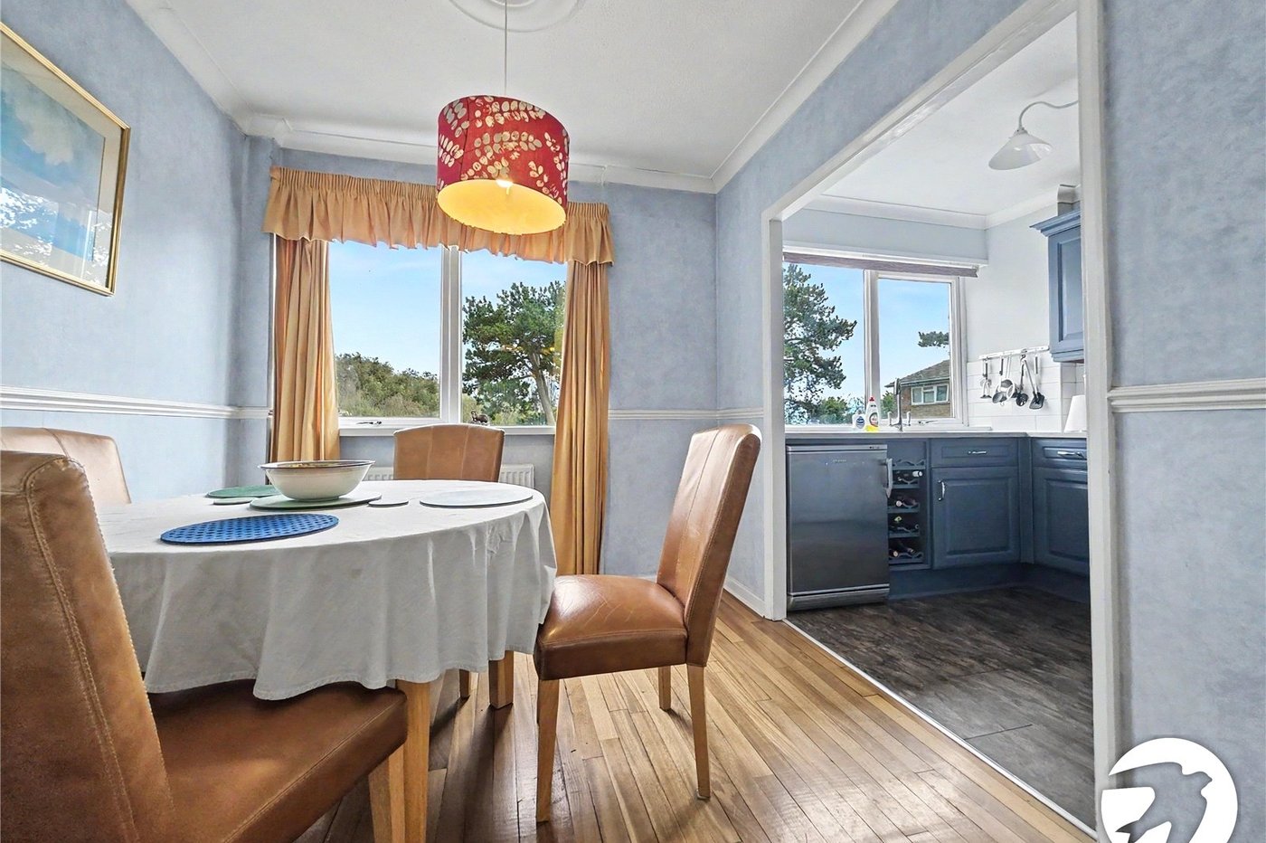 4 bedroom property to rent in London | Robinson Jackson