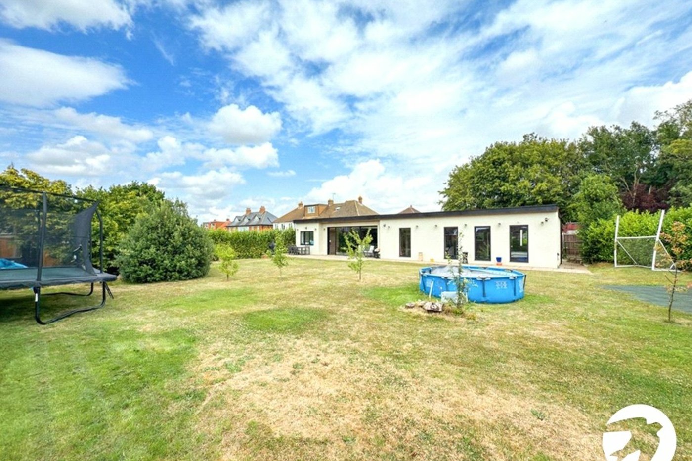 5 bedroom house to rent in Crockenhill | Robinson Jackson