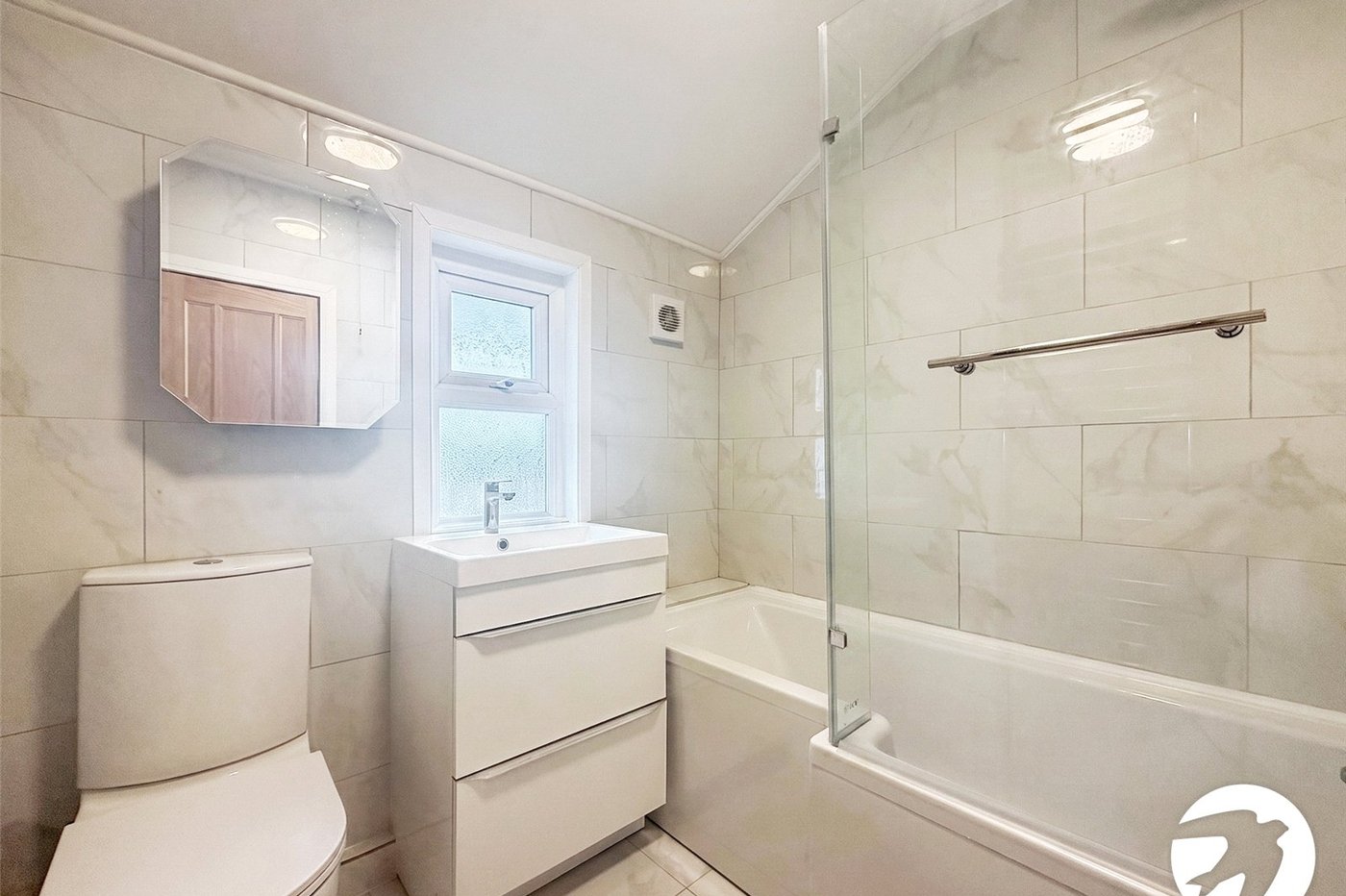 3 bedroom house to rent in Chatham | Robinson Michael & Jackson