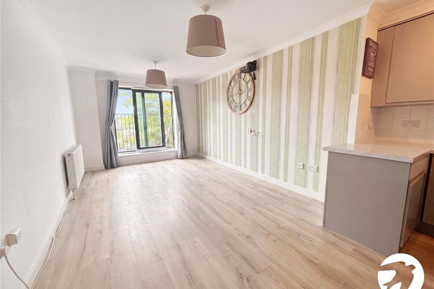 2 bedroom property to rent in South Croydon | Robinson Jackson
