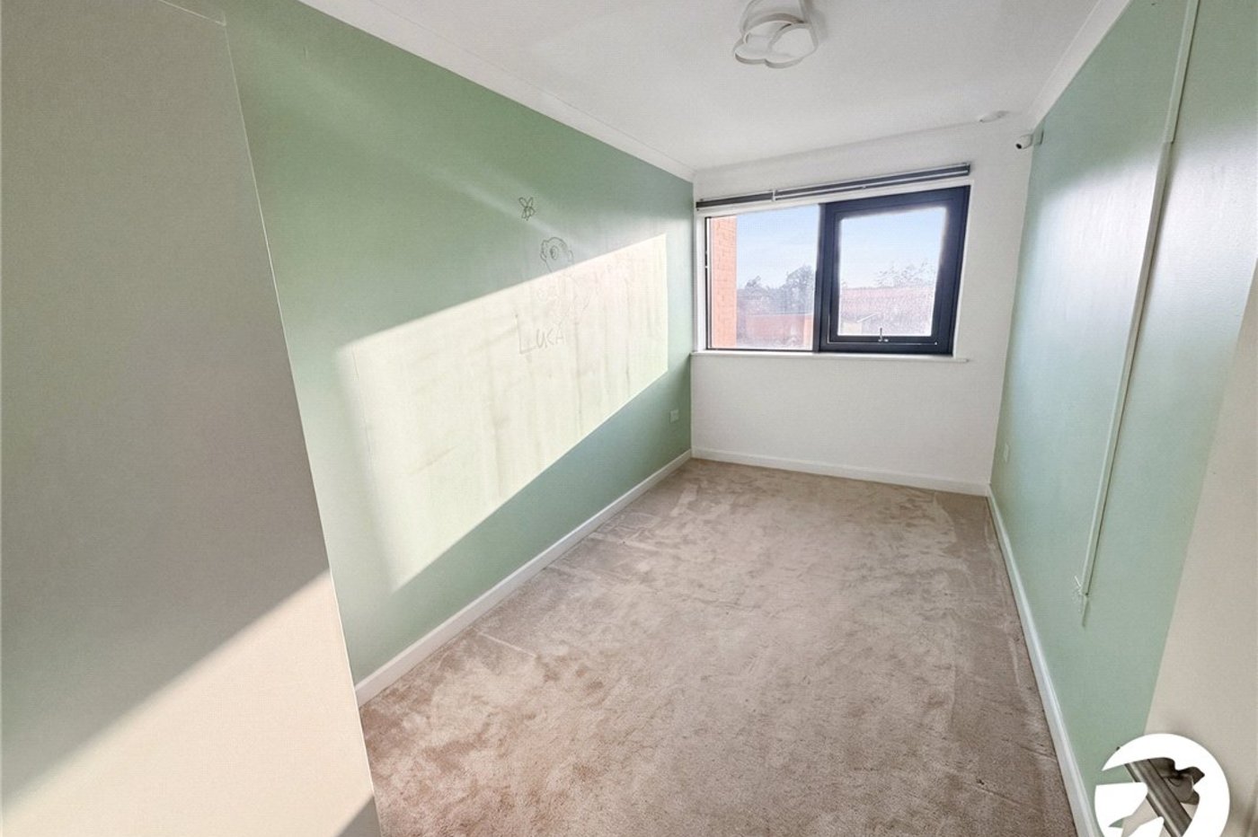 2 bedroom property to rent in South Croydon | Robinson Jackson