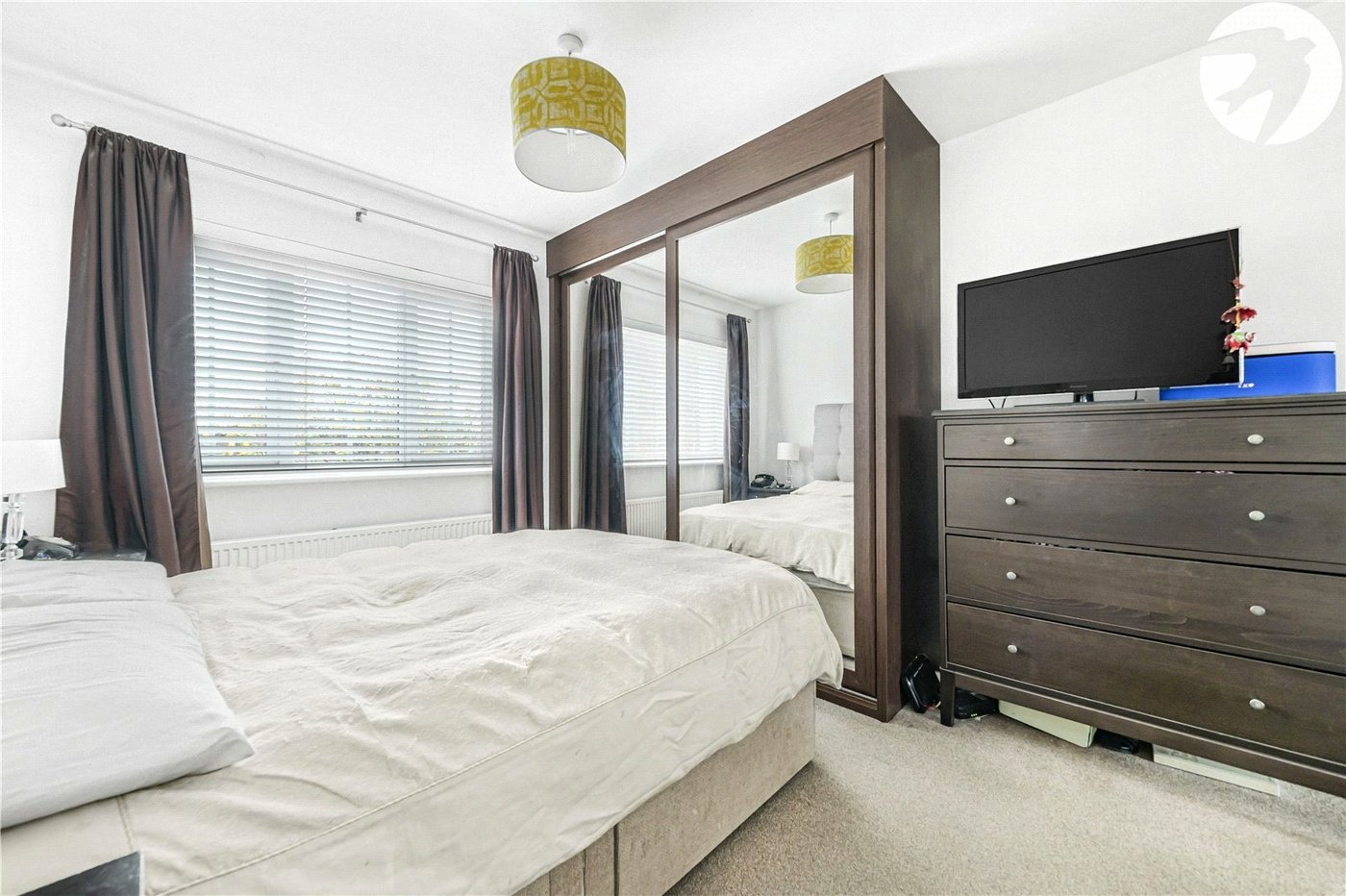 4 bedroom house to rent in Dartford | Robinson Jackson