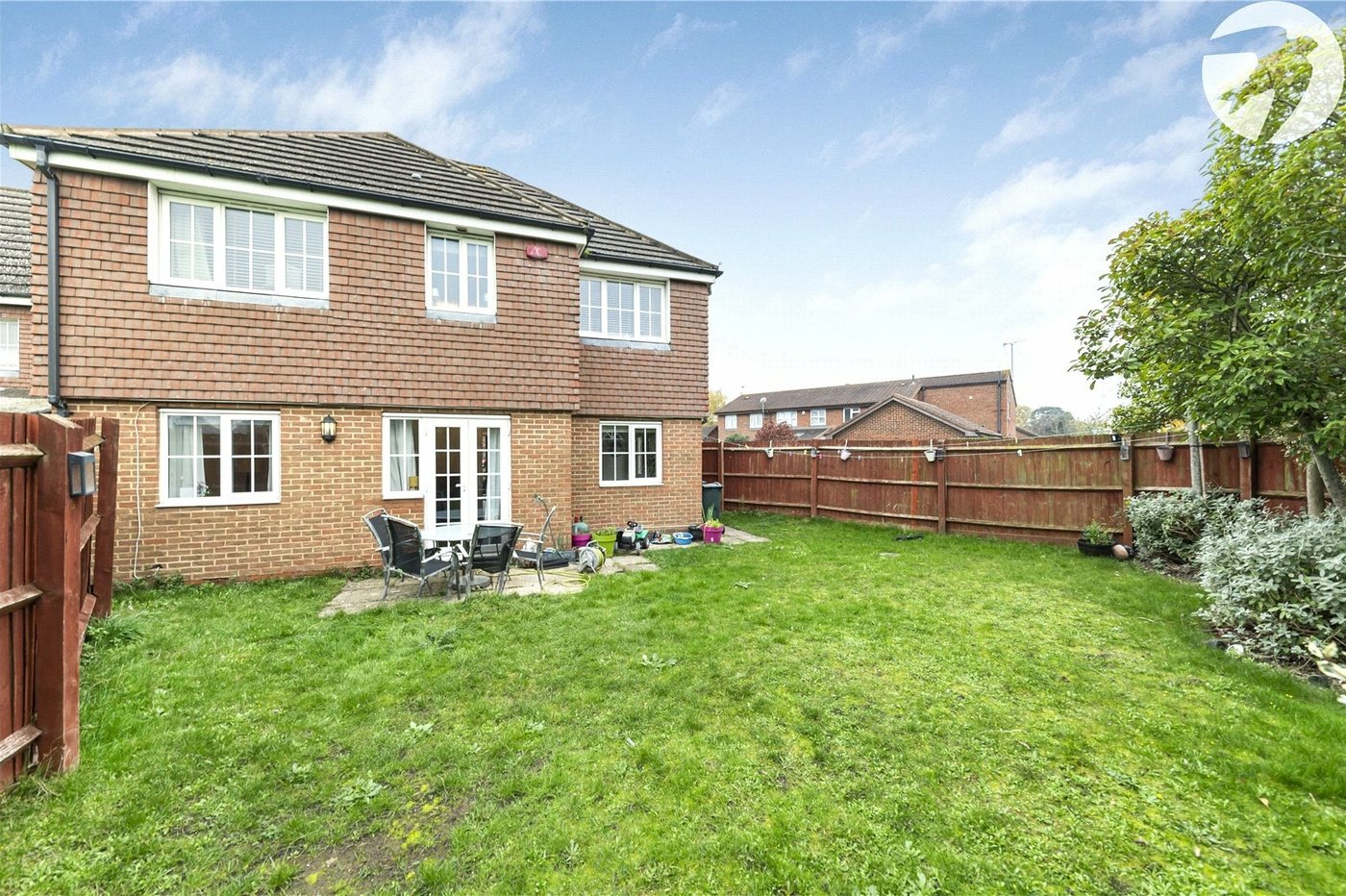 4 bedroom house to rent in Dartford | Robinson Jackson