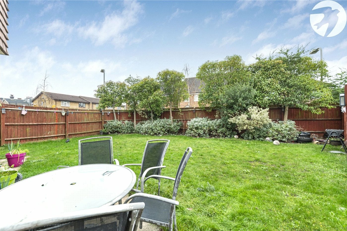 4 bedroom house to rent in Dartford | Robinson Jackson