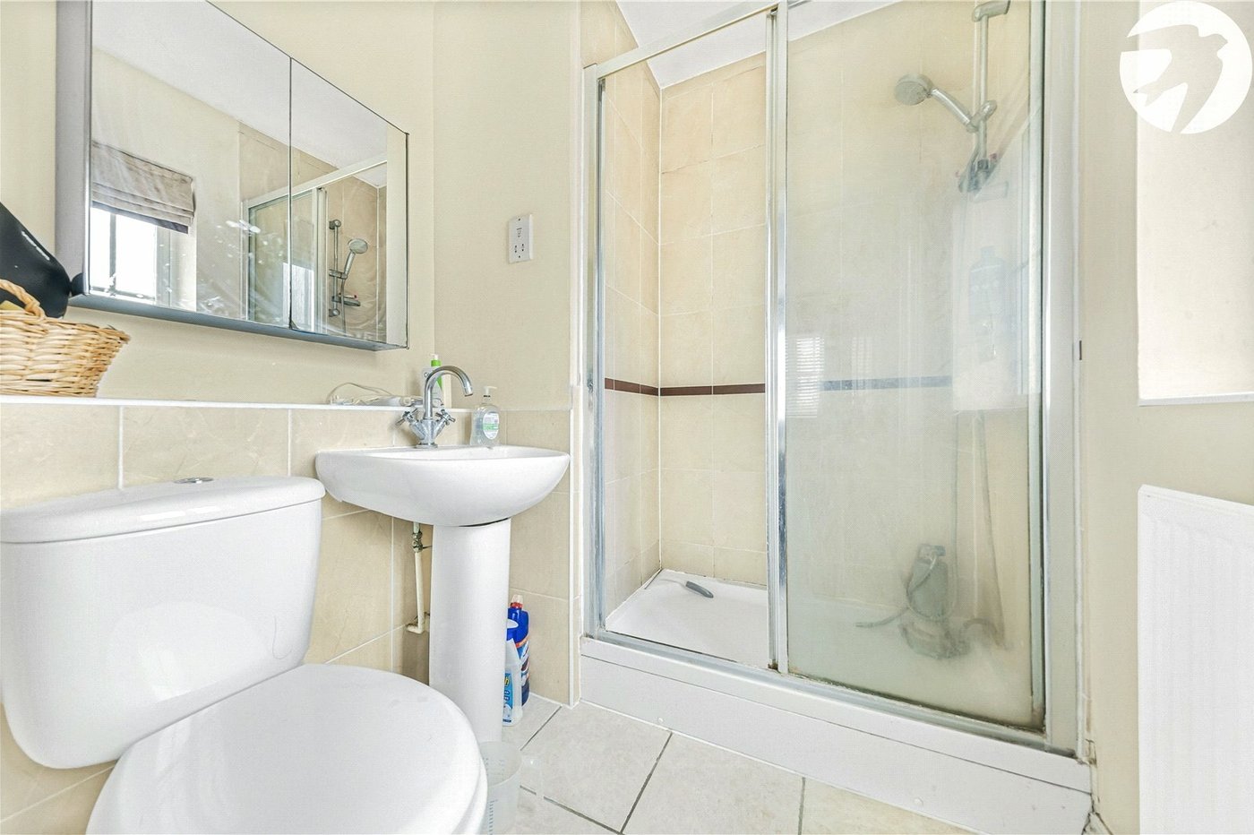 4 bedroom house to rent in Dartford | Robinson Jackson