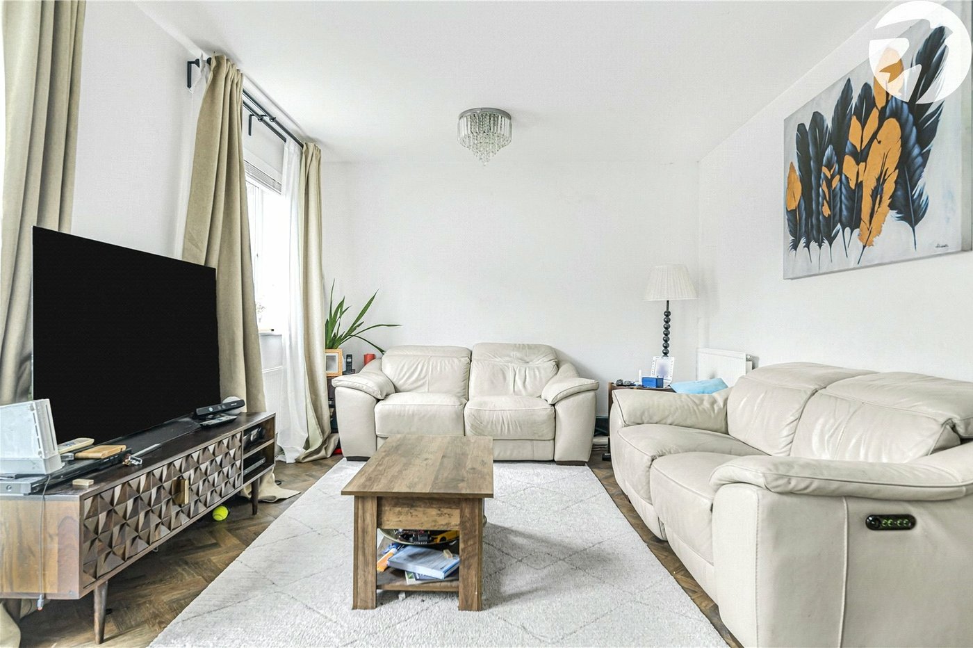 4 bedroom house to rent in Dartford | Robinson Jackson