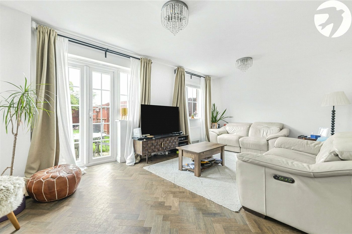 4 bedroom house to rent in Dartford | Robinson Jackson