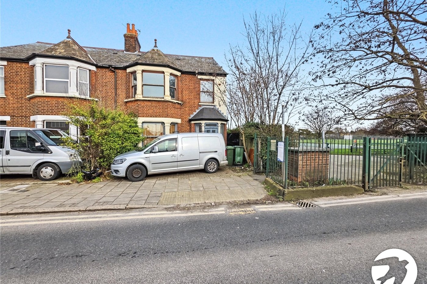 3 bedroom property to rent in  | Robinson Jackson