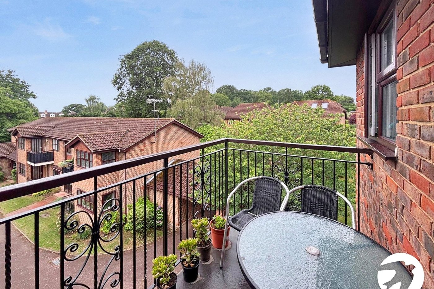 2 bedroom property to rent in Bexley | Robinson Jackson