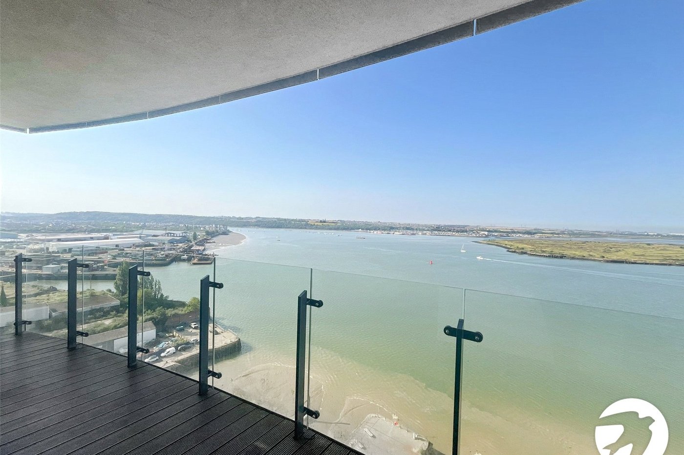 2 bedroom property to rent in Gillingham | Robinson Michael & Jackson