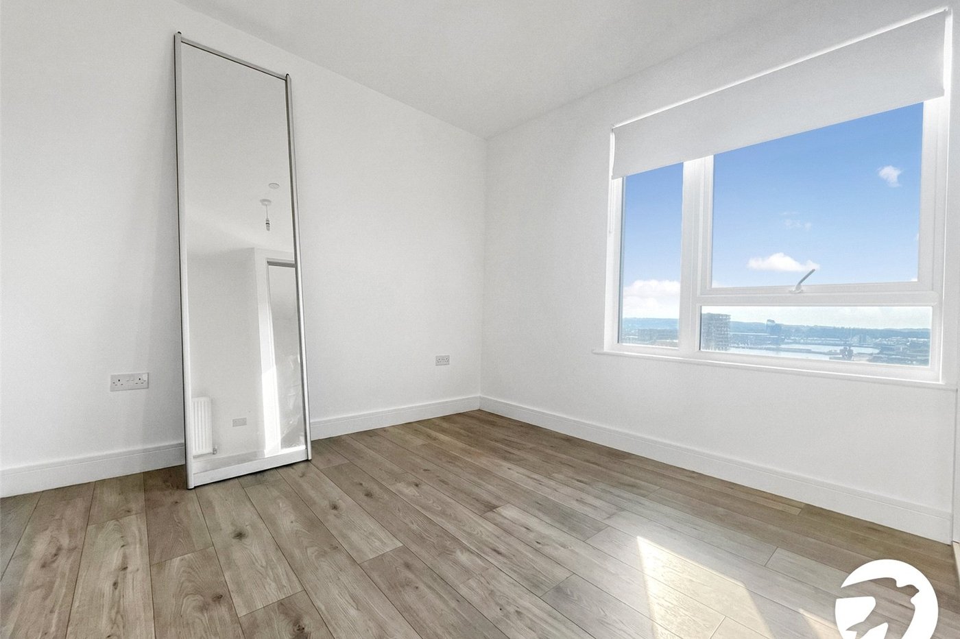 2 bedroom property to rent in Gillingham | Robinson Michael & Jackson