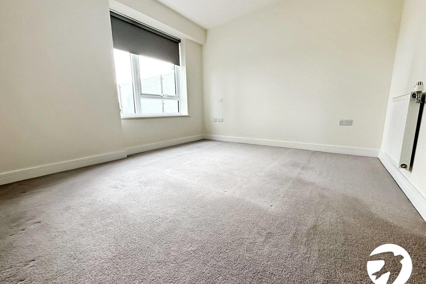 2 bedroom property to rent in Pegasus Way | Robinson Michael & Jackson