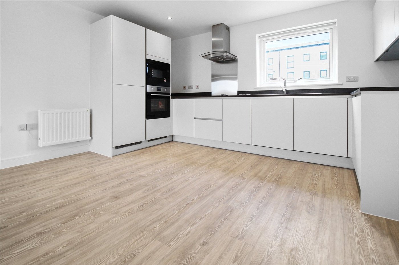 2 bedroom property to rent in Alkerden | Robinson Michael & Jackson