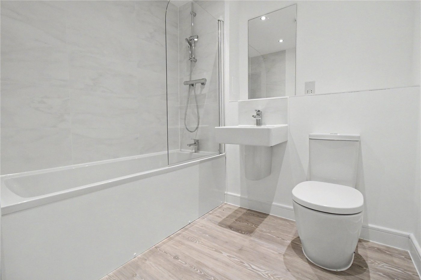 2 bedroom property to rent in Alkerden | Robinson Michael & Jackson