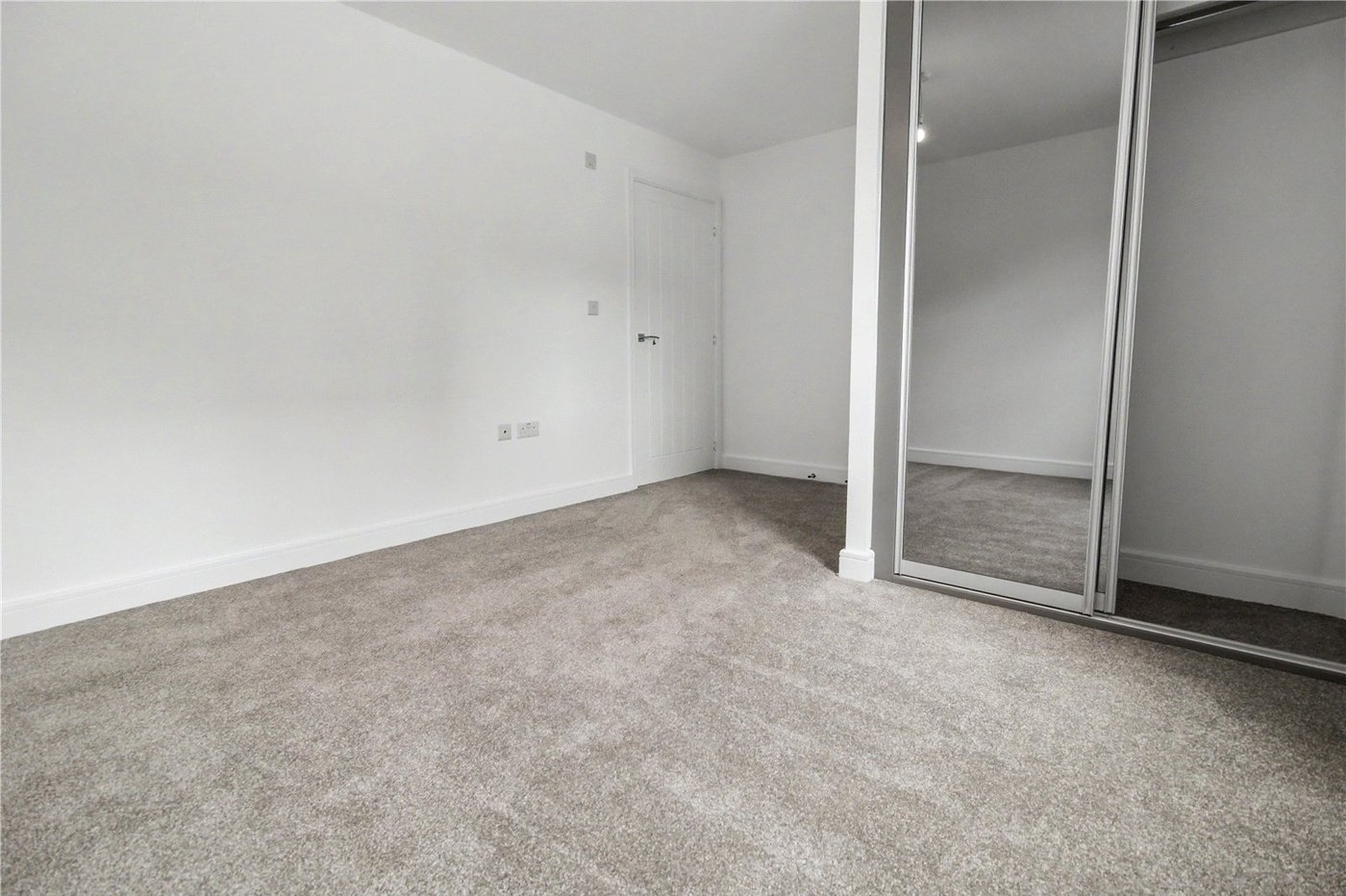 2 bedroom property to rent in Alkerden | Robinson Michael & Jackson