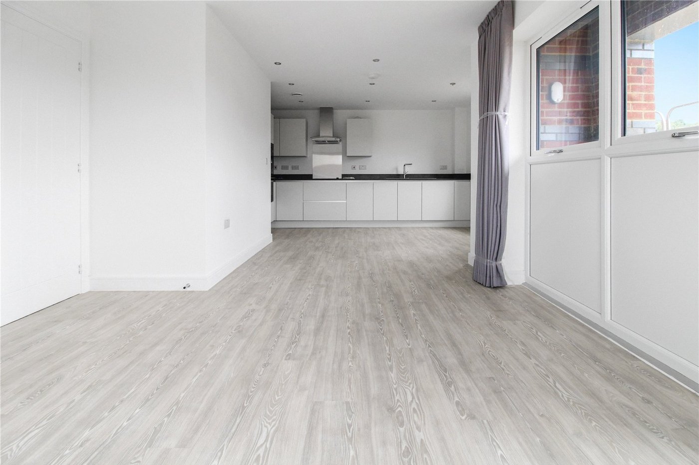 2 bedroom property to rent in Alkerden | Robinson Michael & Jackson