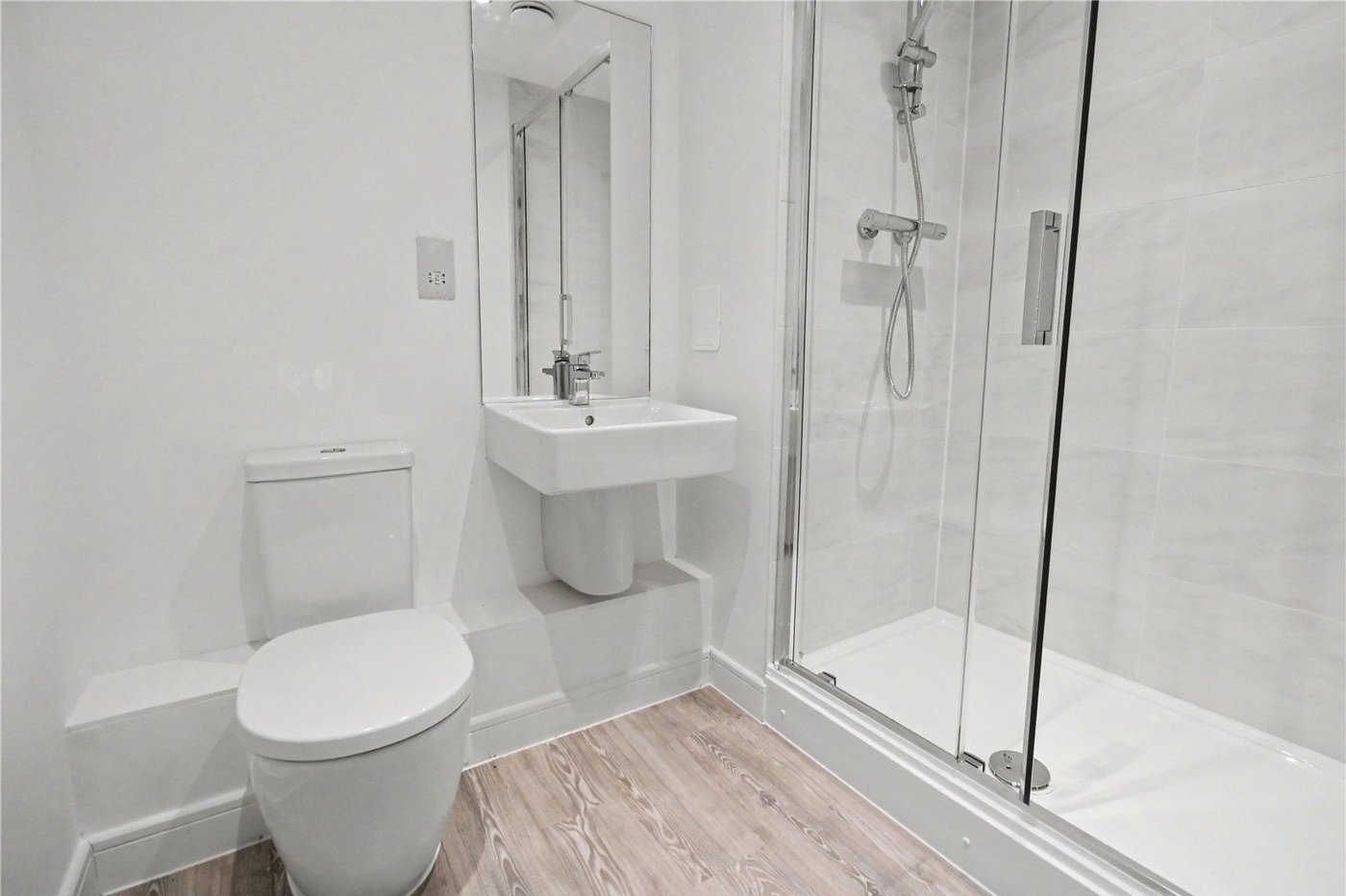 2 bedroom property to rent in Alkerden | Robinson Michael & Jackson