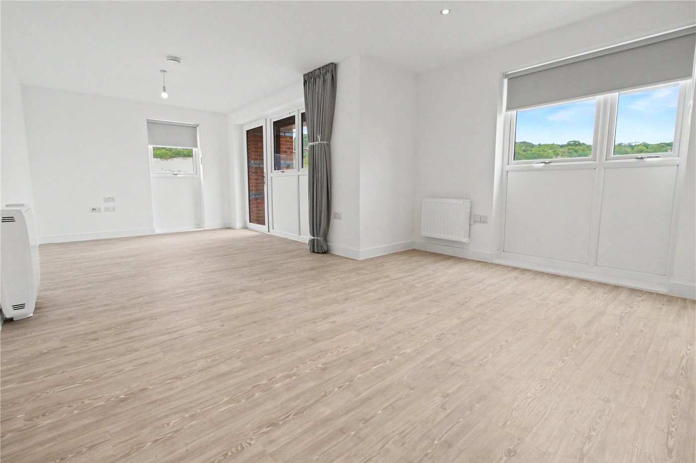 2 bedroom property to rent in Alkerden | Robinson Michael & Jackson