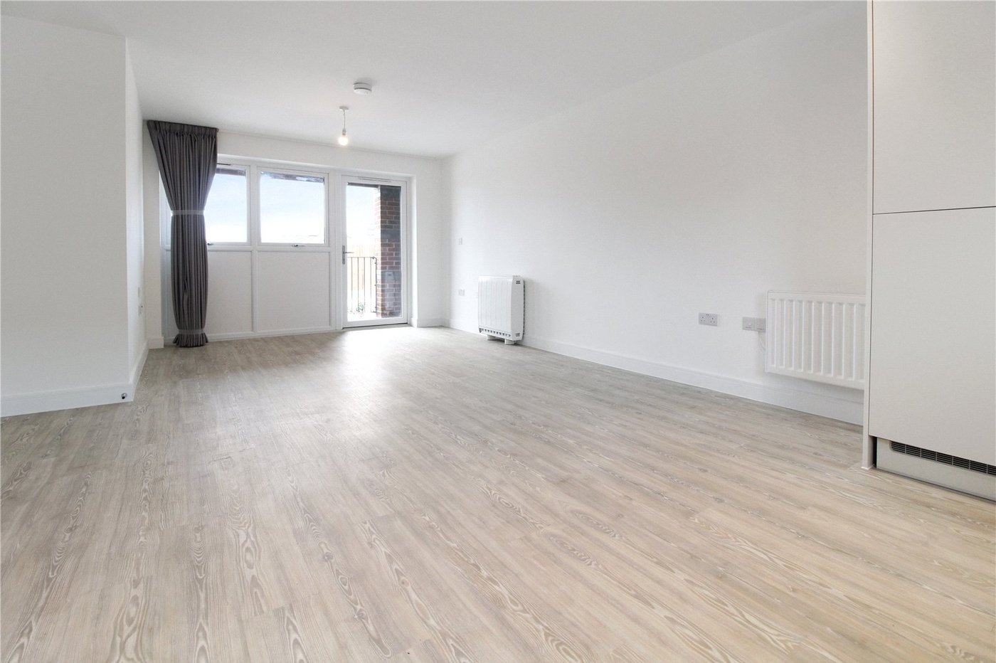 2 bedroom property to rent in Alkerden | Robinson Michael & Jackson