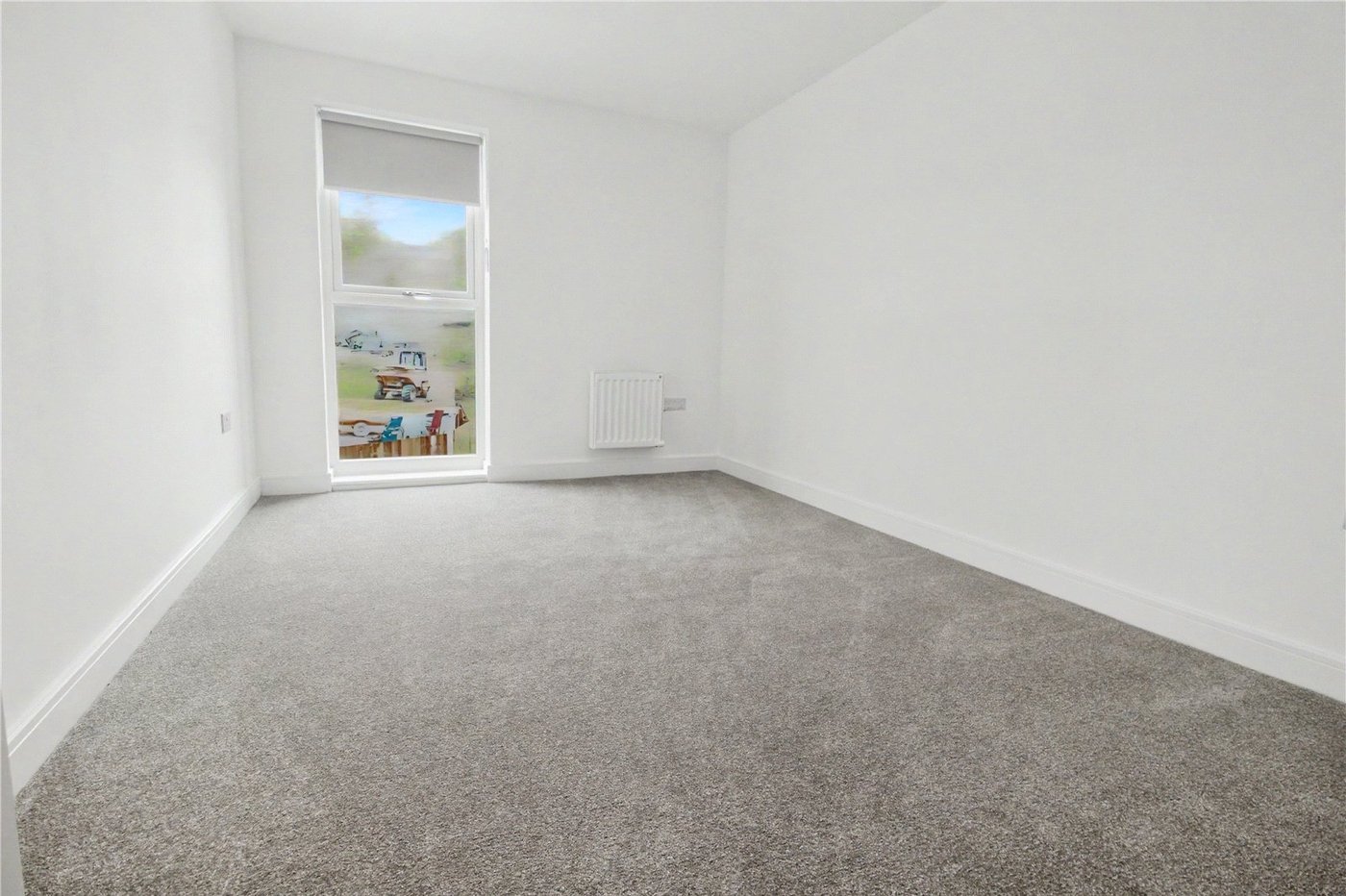 2 bedroom property to rent in Alkerden | Robinson Michael & Jackson