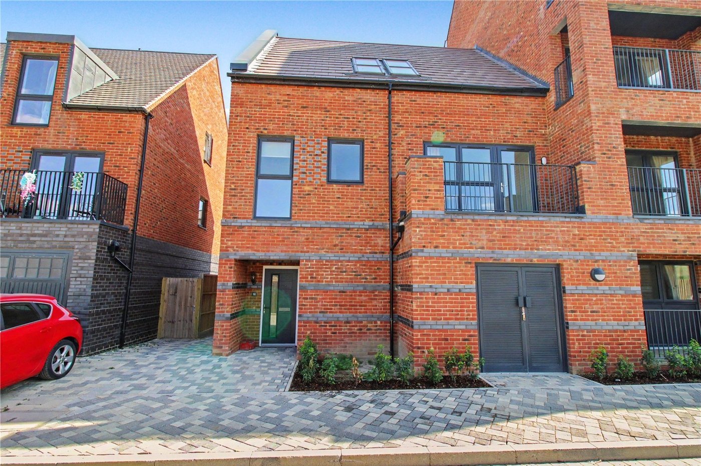 3 bedroom property to rent in Alkerden | Robinson Michael & Jackson