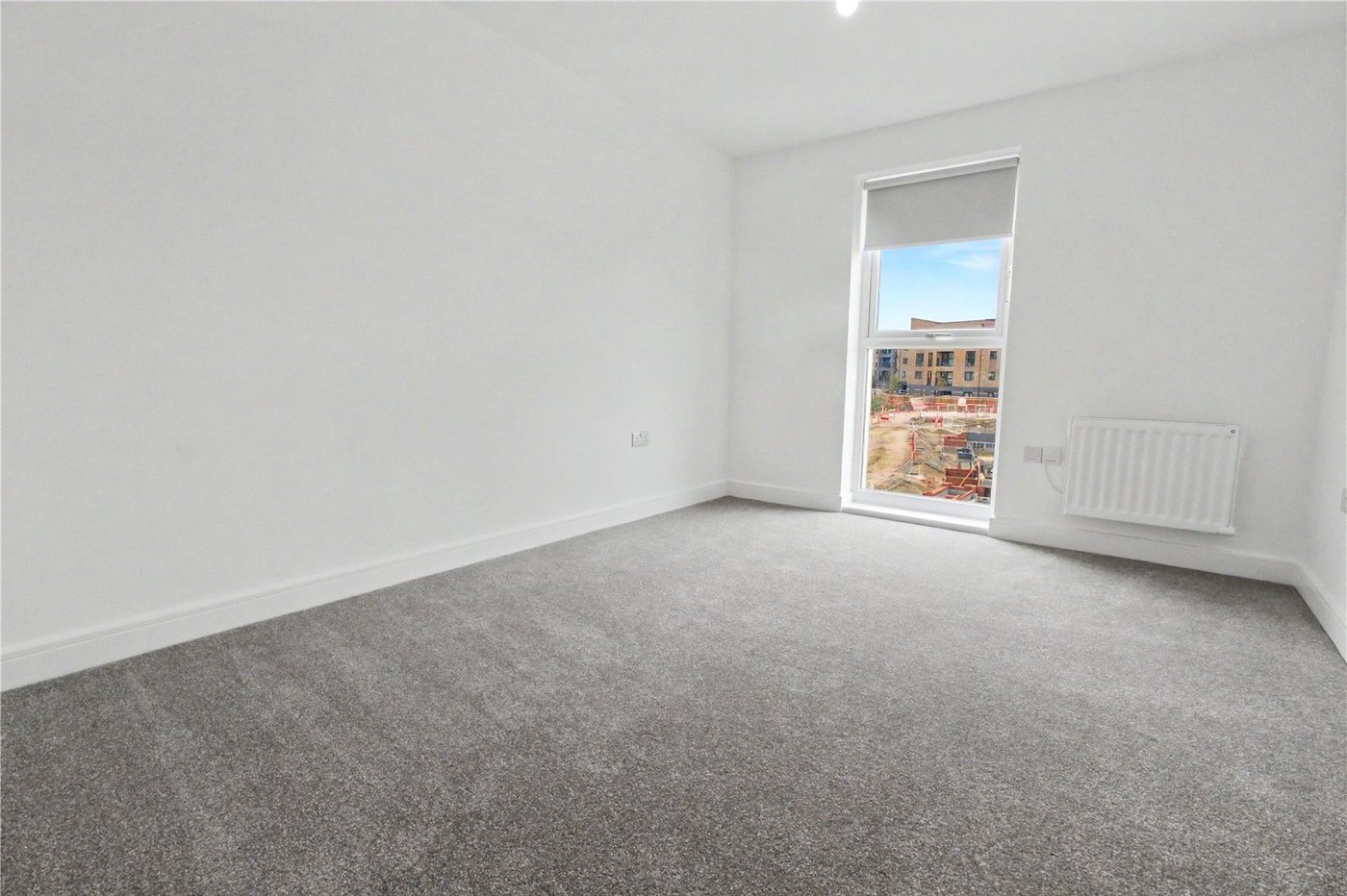2 bedroom property to rent in Alkerden | Robinson Michael & Jackson