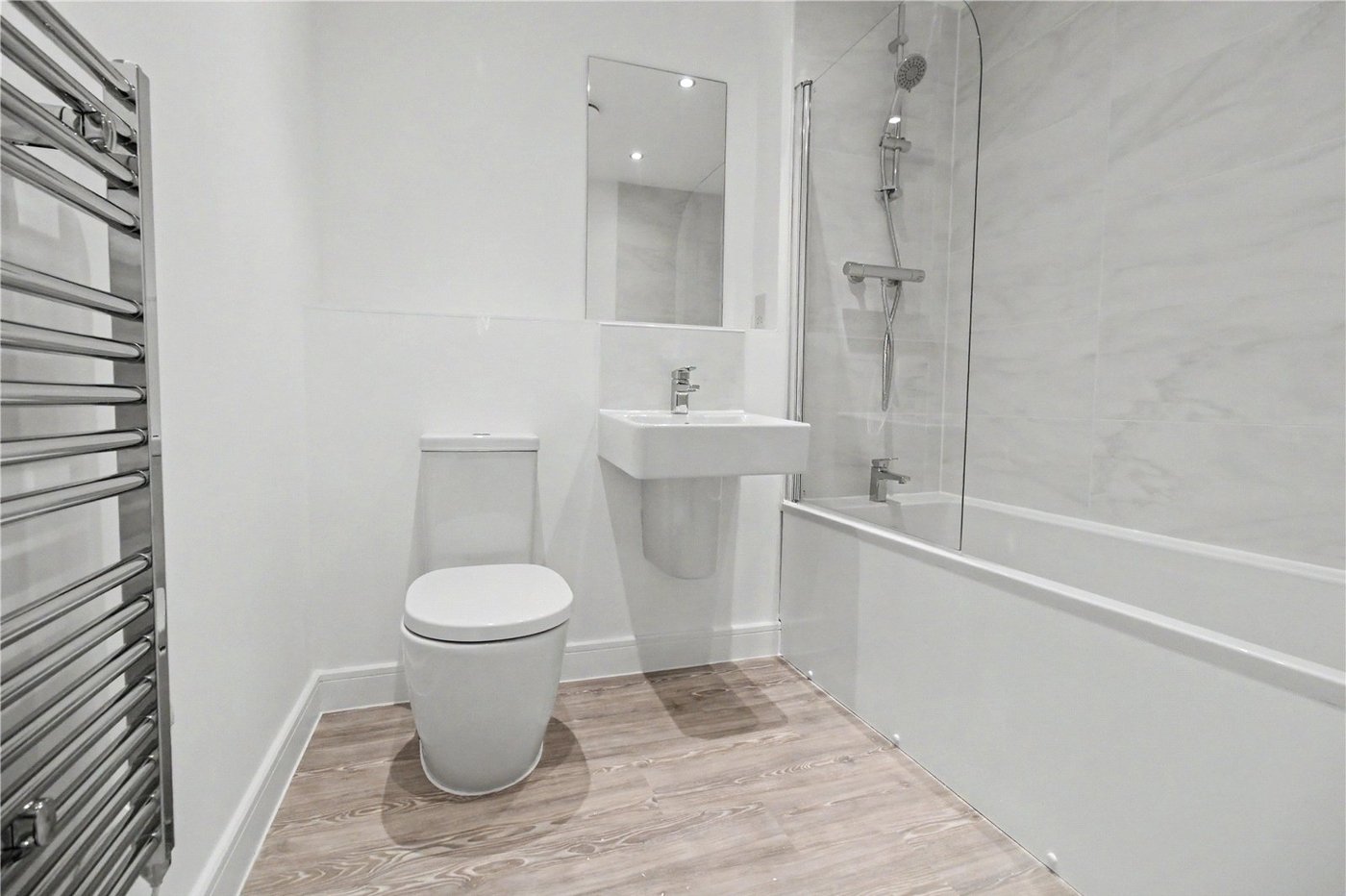 2 bedroom property to rent in Alkerden | Robinson Michael & Jackson