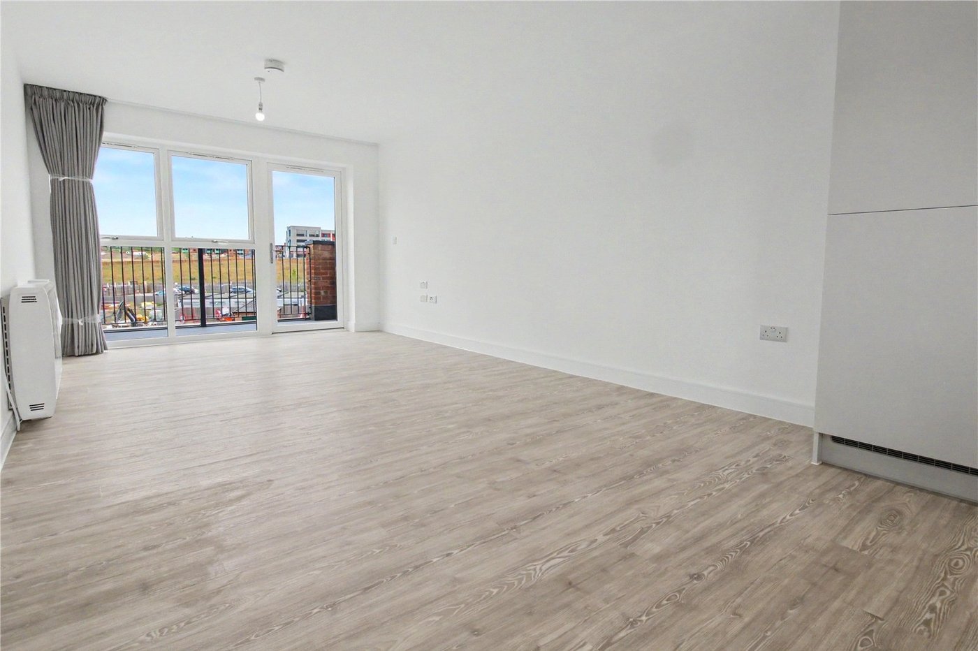 2 bedroom property to rent in Alkerden | Robinson Michael & Jackson