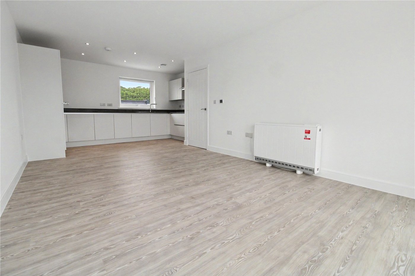 2 bedroom property to rent in Alkerden | Robinson Michael & Jackson