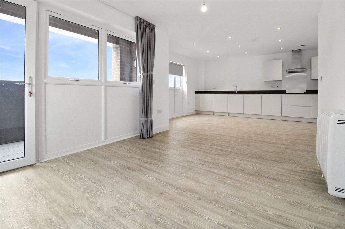 2 bedroom property to rent in Alkerden | Robinson Michael & Jackson