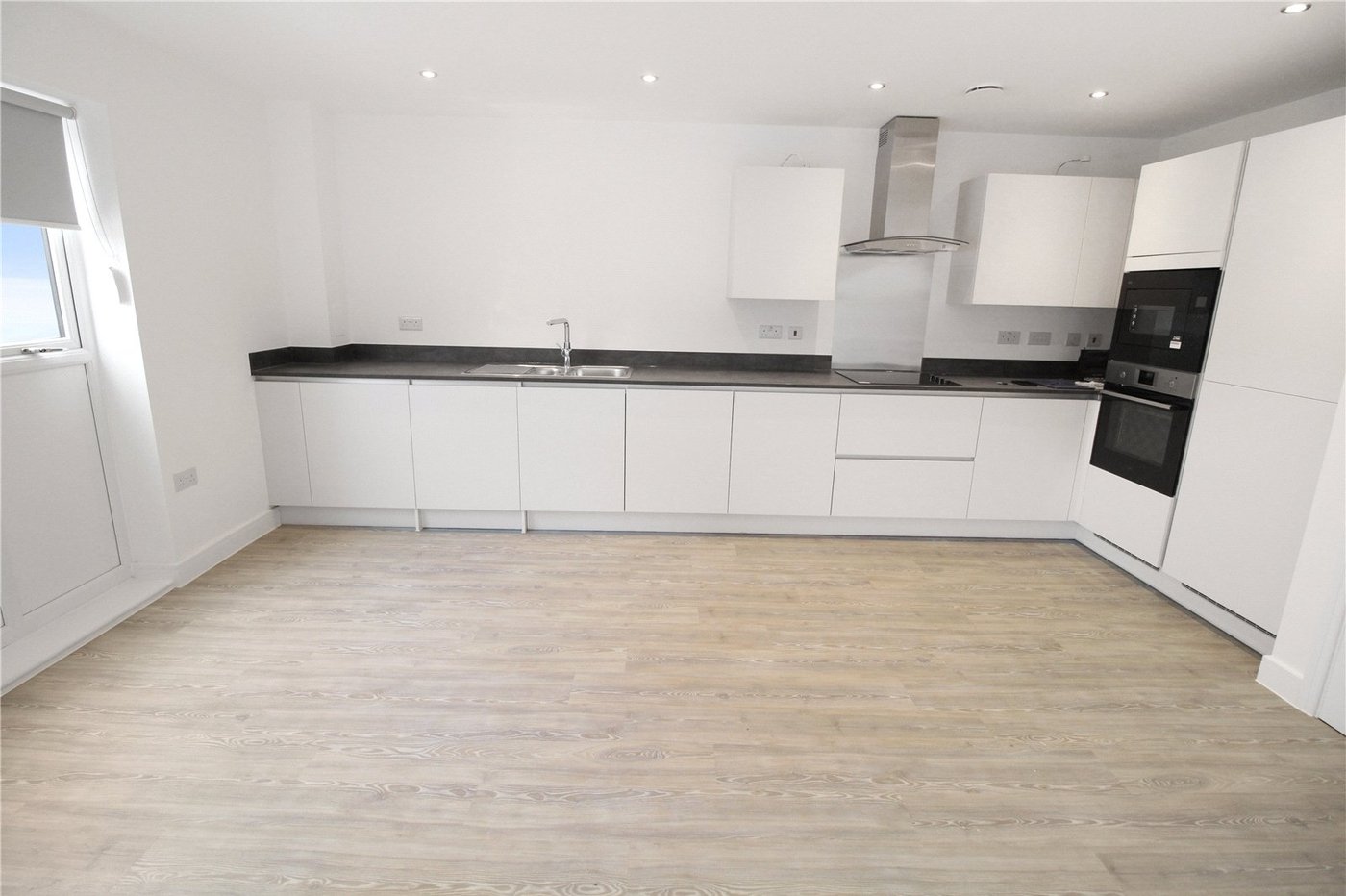2 bedroom property to rent in Alkerden | Robinson Michael & Jackson