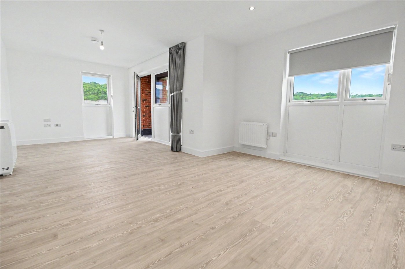 2 bedroom property to rent in Alkerden | Robinson Michael & Jackson