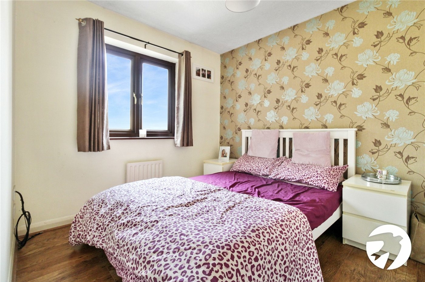 2 bedroom house to rent in Greenhithe | Robinson Michael & Jackson