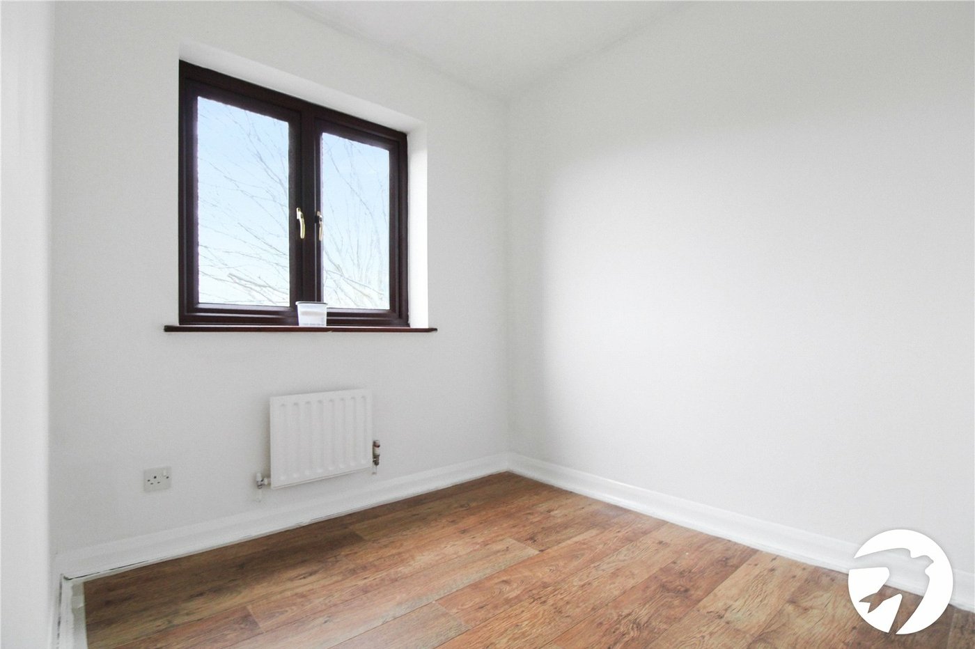 2 bedroom house to rent in Greenhithe | Robinson Michael & Jackson