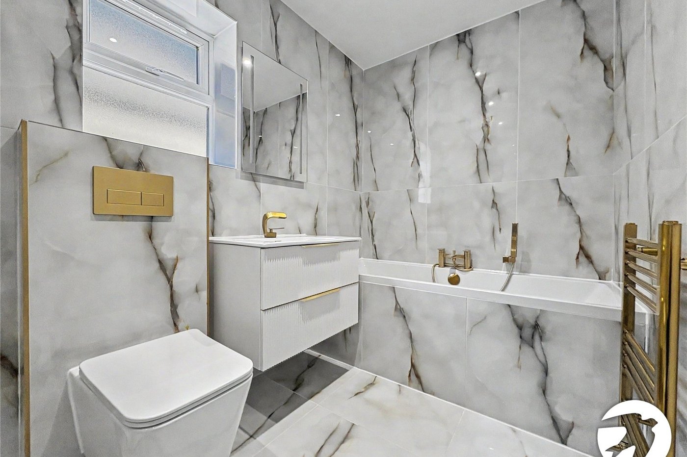 5 bedroom house to rent in Cuxton | Robinson Michael & Jackson