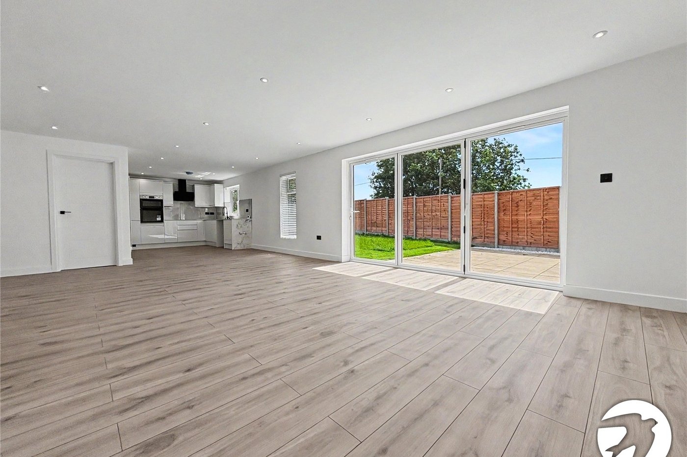 5 bedroom house to rent in Cuxton | Robinson Michael & Jackson