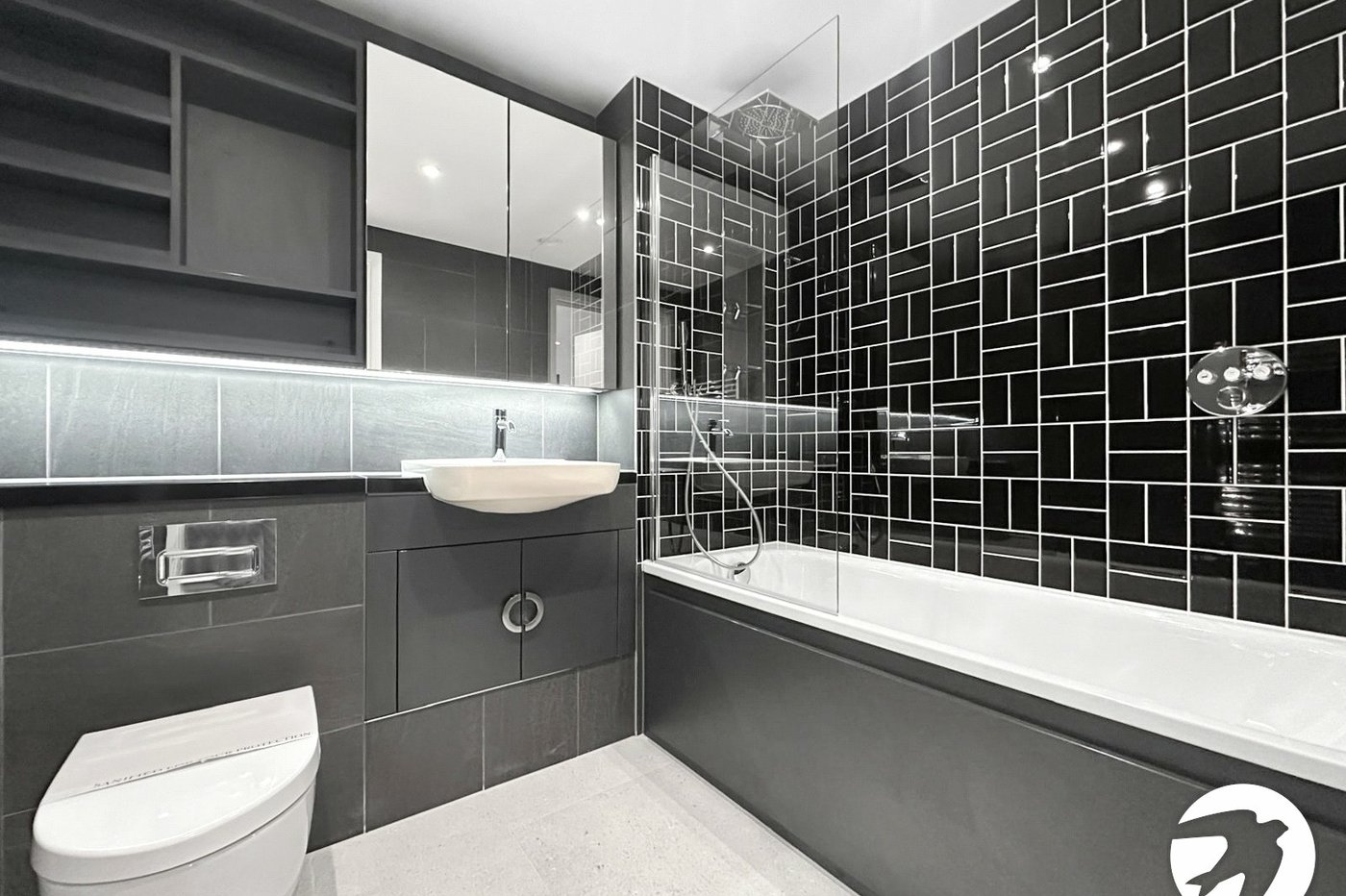 1 bedroom property to rent in Pettman Crescent | 