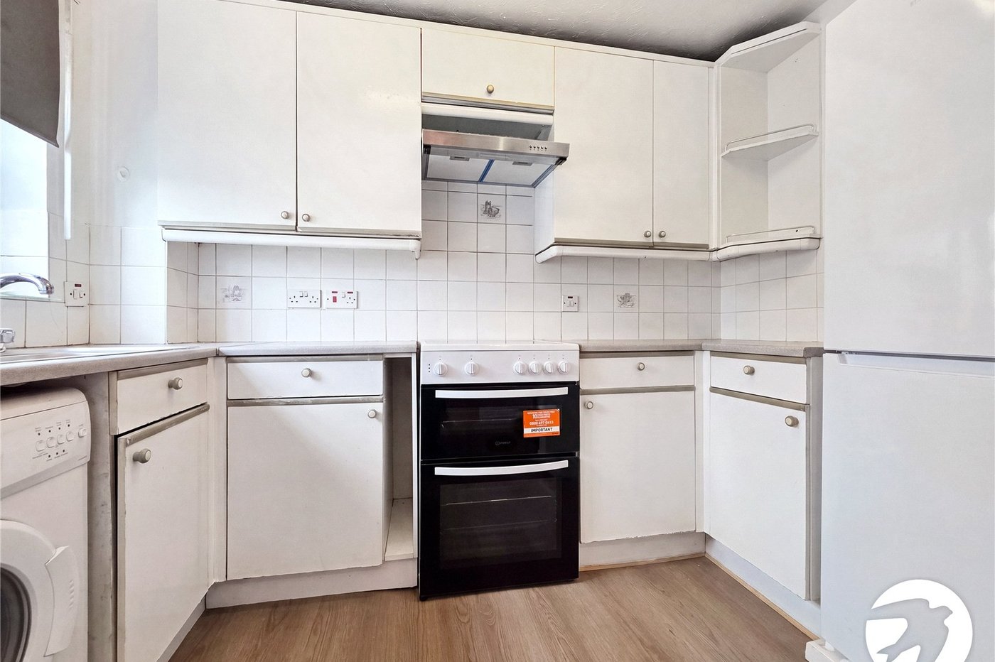 2 bedroom property to rent in London | Robinson Jackson